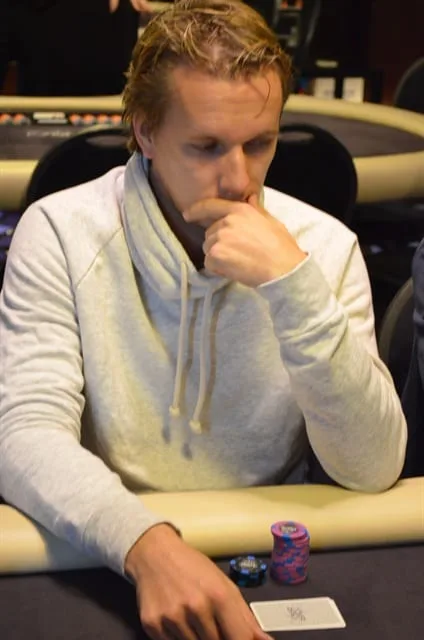 Niels de Moree | 2014/10 - Breda Poker Series - 700 eu Main Event 